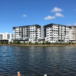 Waterline At Oceanside Hotel Kawana Waters